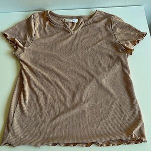 Cute shirt, brown/chestnut v neck